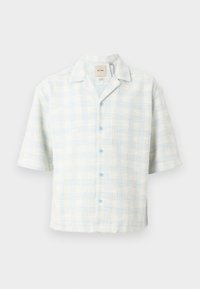 Thumbnail Image 6