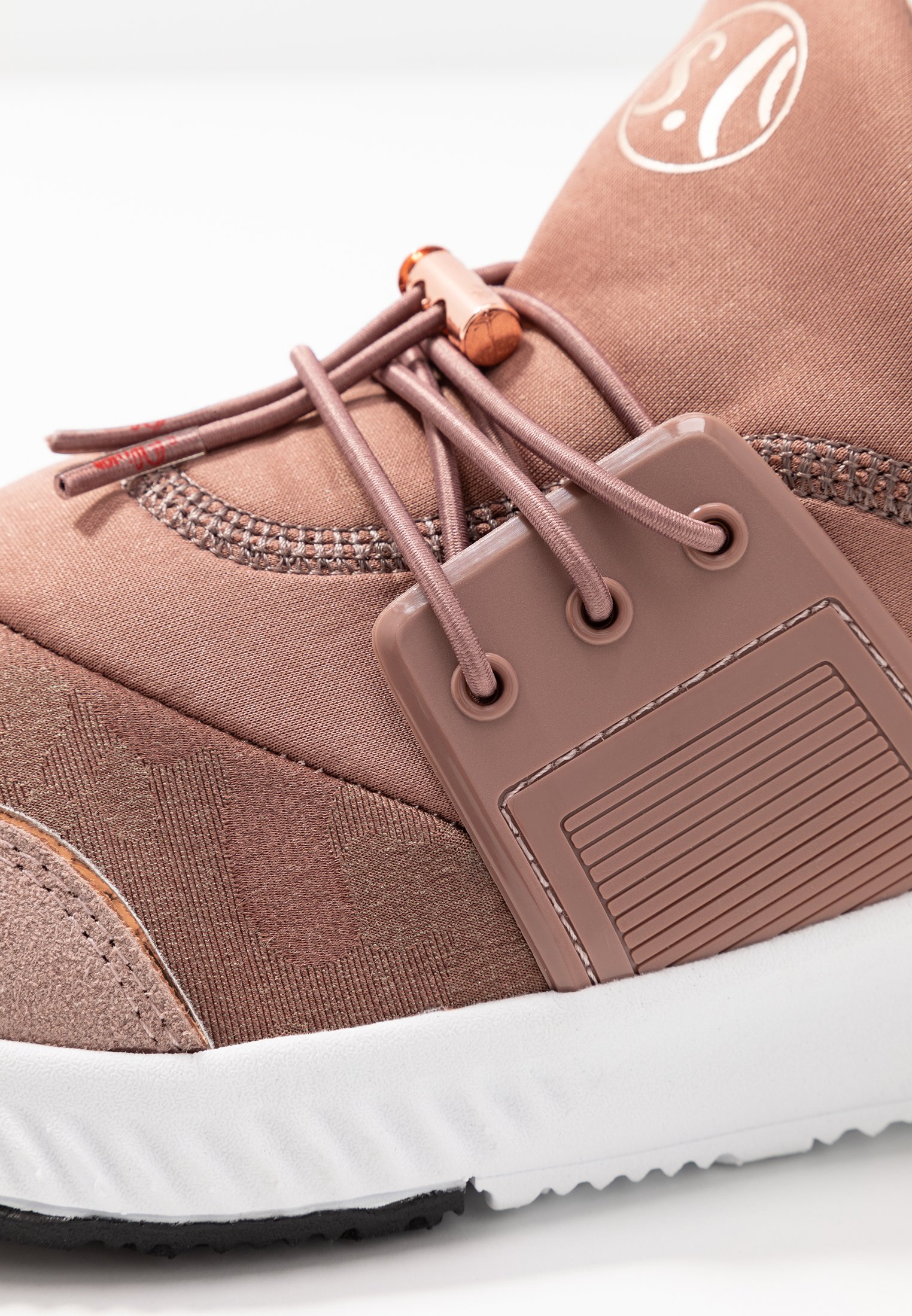 s oliver sneaker old rose