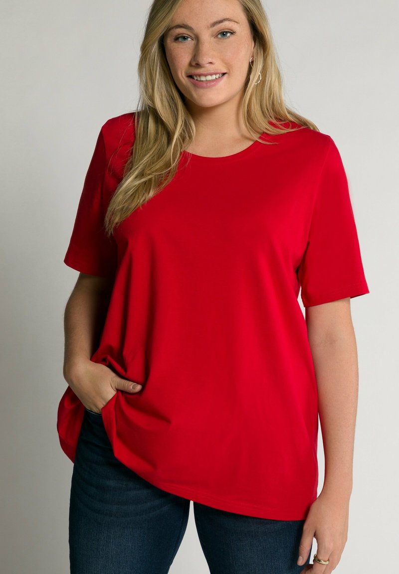 Ulla Popken - RUNDHALSAUSSCHNITT HALBARM - Camiseta básica - red, Ampliar