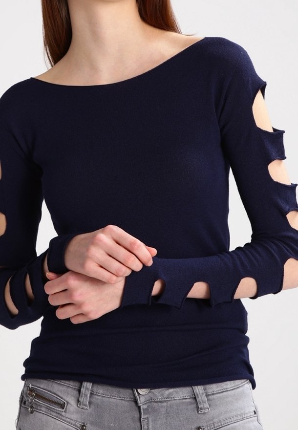 Aaiko Stickad tröja - dark blue