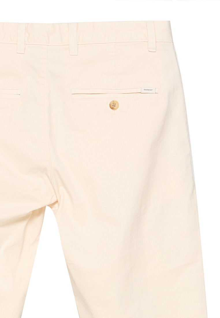 SLIM FIT