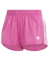 Pantalones cortos deportivos rosas hechos de tela ligera, con cintura elástica y diseño de tres rayas blancas en los costados.