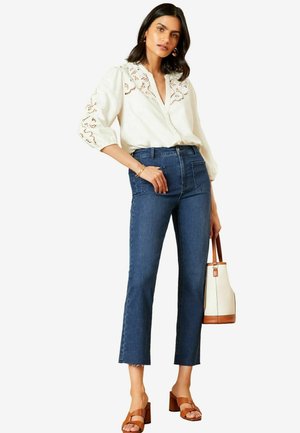 CROP - Džínsy bootcut - mid wash blue