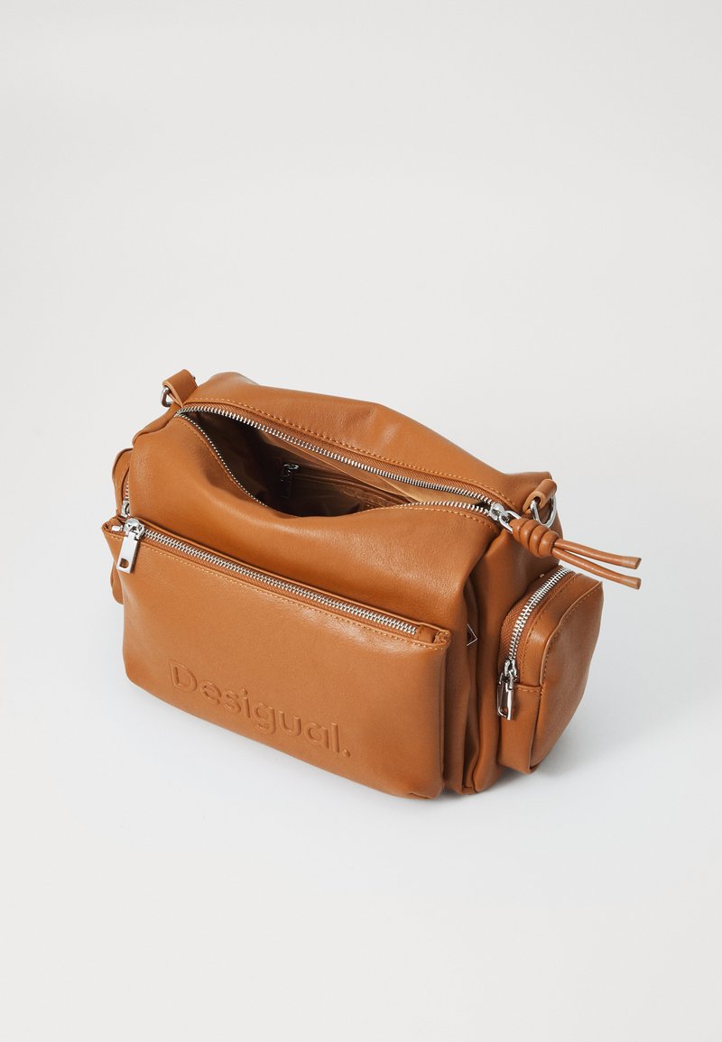 Sac à Main DESIGUAL Bandoulière, Toile Et Similicuir, Vintage Authentique – Occasion