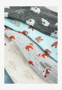 Valitud, blue winter animals