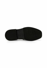 Suola di scarpa in gomma nera con scanalature testurizzate e un design sagomato. Il tacco è leggermente sollevato, conferendo un aspetto strutturato.
