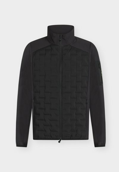 Veste légère noire avec devant matelassé, fermeture intégrale à glissière, col montant, manches longues et poche zippée sur le bras gauche.