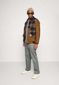 Carhartt WIP HIGHLAND JACKET - Casaco leve - hamilton brown