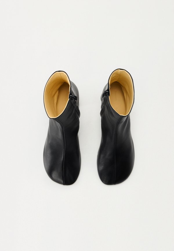 GLOVE - Classic ankle boots3