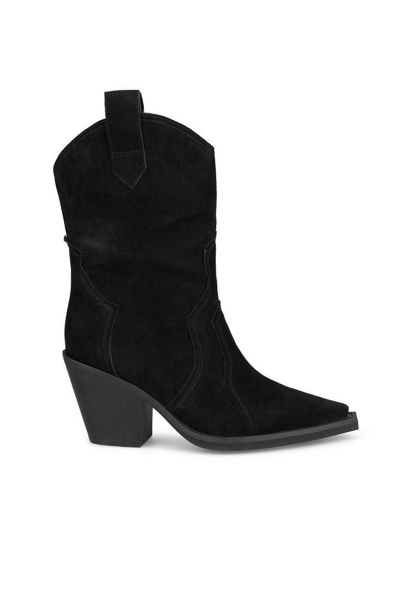 Botines camperos