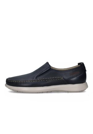 Scarpe slip-on in pelle blu navy con cuciture beige, finitura liscia, punta rotonda e suola in gomma flessibile per comfort e durata.