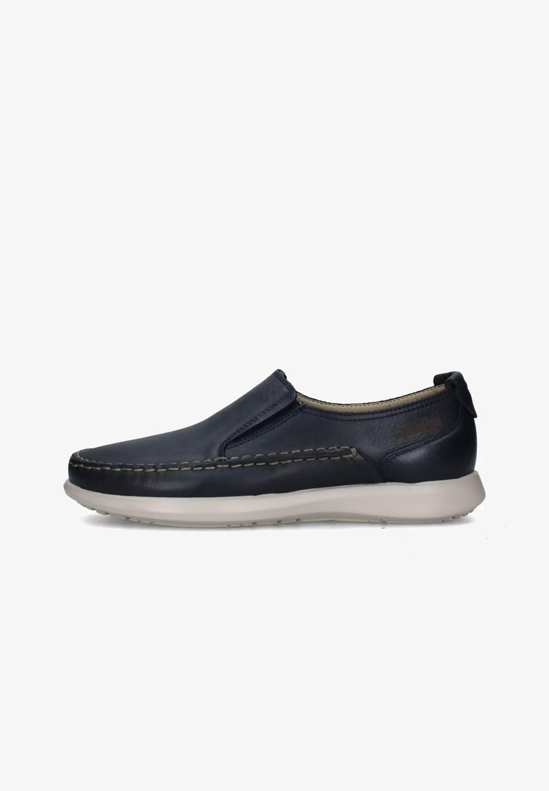 Scarpe slip-on in pelle blu navy con cuciture beige, finitura liscia, punta rotonda e suola in gomma flessibile per comfort e durata.