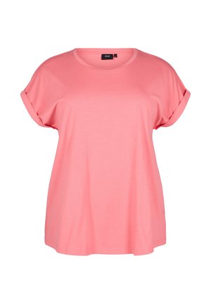 Roze katoenen t-shirt met een ronde halslijn, korte opgerolde mouwen, een losse pasvorm en een gladde textuur. Etiket zichtbaar bij de hals met maatlabel.