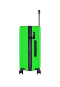 Zielona, twarda walizka z fioletowym zamkiem błyskawicznym, wysuwanym czarnym uchwytem i podwójnymi kółkami. Posiada wbudowany zamek szyfrowy po bokach.