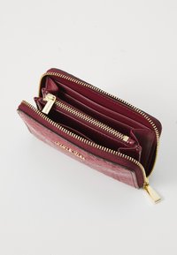 MICHAEL Michael Kors BRYANT CARD CASE - Peněženka - mulberry