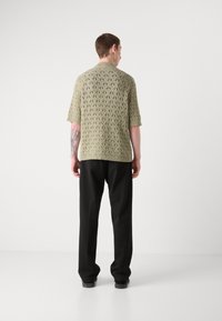 Thumbnail Image 5