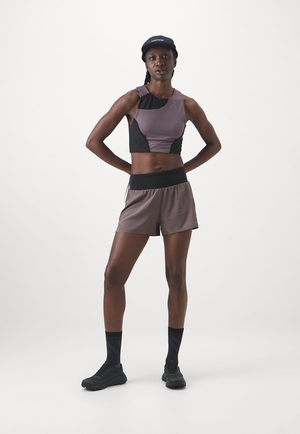 RACE - Medium support sports bra - dunkelviolett3