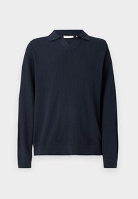 Laivastonsininen pusero, jossa on kauluksellinen pääntie. Siinä on kuvioitua, pystysuoraa ribbineulosta ja pitkät hihat. Valmistettu neulotusta materiaalista.