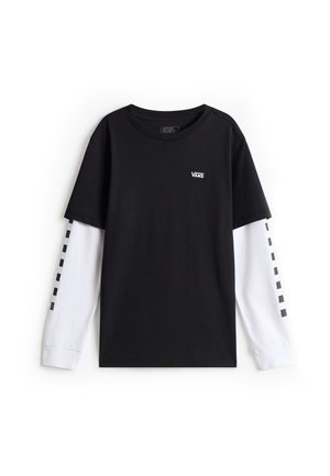 Camiseta de manga larga negra tipo capa de Vans con mangas blancas que presentan un patrón cuadrado negro a lo largo de cada brazo.