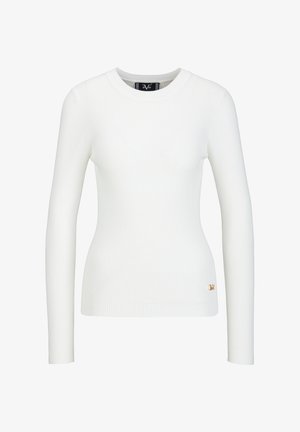 Witte geribbelde top met lange mouwen, een ronde halslijn en een gouden logo-accent aan de zoom. Zachte textuur en getailleerd ontwerp.