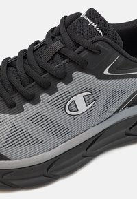 Champion FX III - Edzőcipő - black/dark grey