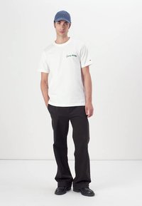 Tommy Hilfiger AMERICAN CLASSICS TEE - Majica kratkih rukava s printom - white