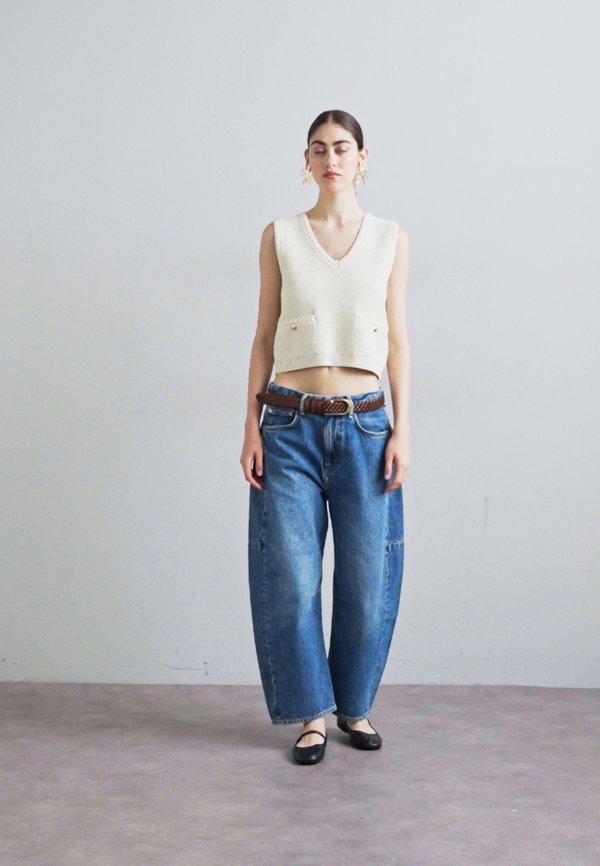 CLAIRE VNECK VEST - Top3