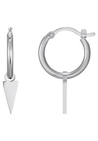 Orecchini a cerchio in argento con un puntale a freccia e un accento rettangolare. Finitura lucida con una superficie liscia. Design geometrico moderno.