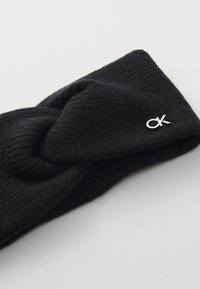 Calvin Klein BEANIE & HEADBAND SET - Čelenka - black