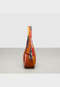 COACH COACHTOPIA - UPCRAFTED ERGO WITH COLORFUL BINDING UNISEX - Rankinė - burnished amber multi