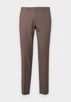 LIGHT TRAVEL PANT - Ülikonnapüksid - frosted brown