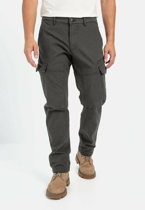 camel active RELAXED FIT  - Cargobukser - leaf green