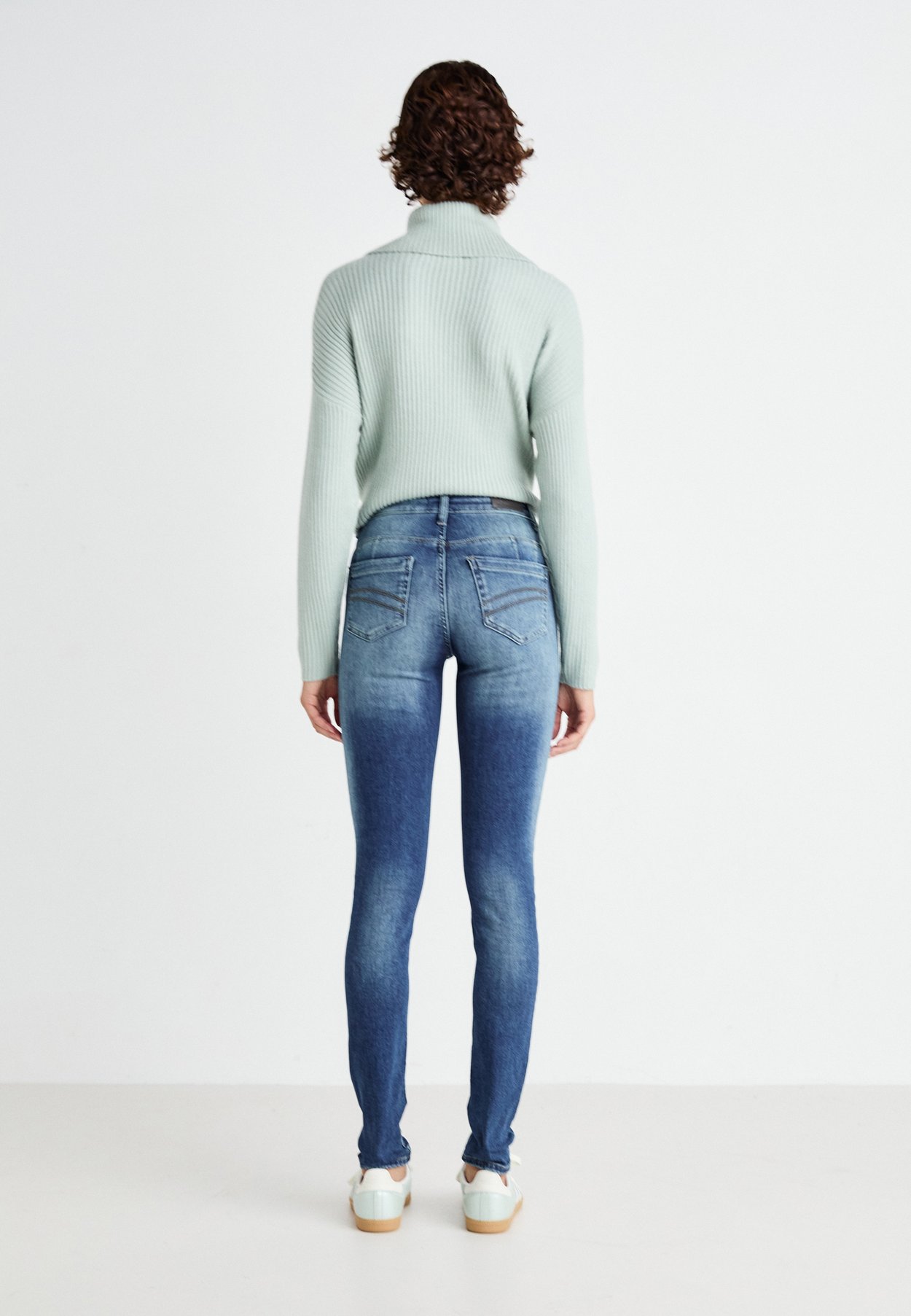 Skinny fit ONLBLUSH Mid waist