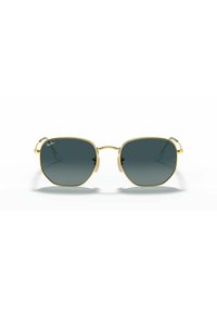 Gafas de sol con marco de metal dorado, lentes degradados en verde, forma cuadrada y almohadillas nasales suaves. Los detalles incluyen un logo sutil y finos acentos pulidos.