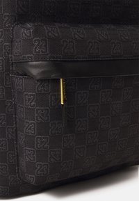Jordan JAM MONOGRAM BACKPACK UNISEX - Hátizsák - black