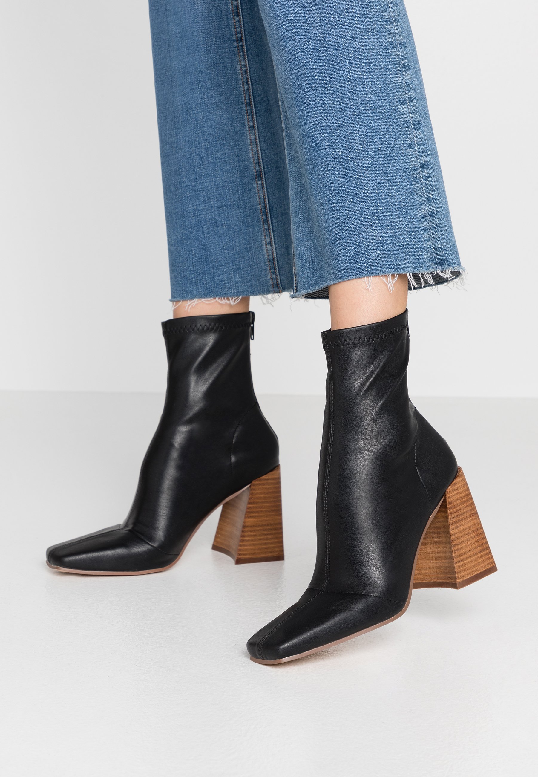 Topshop HAMMOND SOCK BOOT Enkellaarsjes met hoge hak Topshop HAMMOND SOCK BOOT Enkellaarsjes met hoge hak