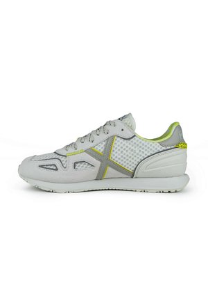 MASSANA EVO - Zapatillas de entrenamiento - gris