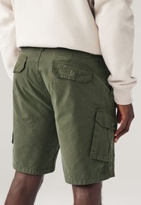 Next Shorts - khaki
