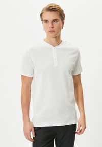 Koton - T-shirt basic