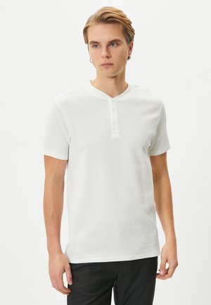 Koton CREW NECK BUTTONED SHORT SLEEVE - Camiseta básica - white