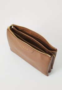 Ted Baker ESILLE - Borsa a tracolla - brown