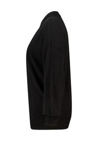 Zwarte pullovertrui met een ontspannen pasvorm, geribde zoom en driekwartmouwen. Gemaakt van zachte stof met een gladde textuur.