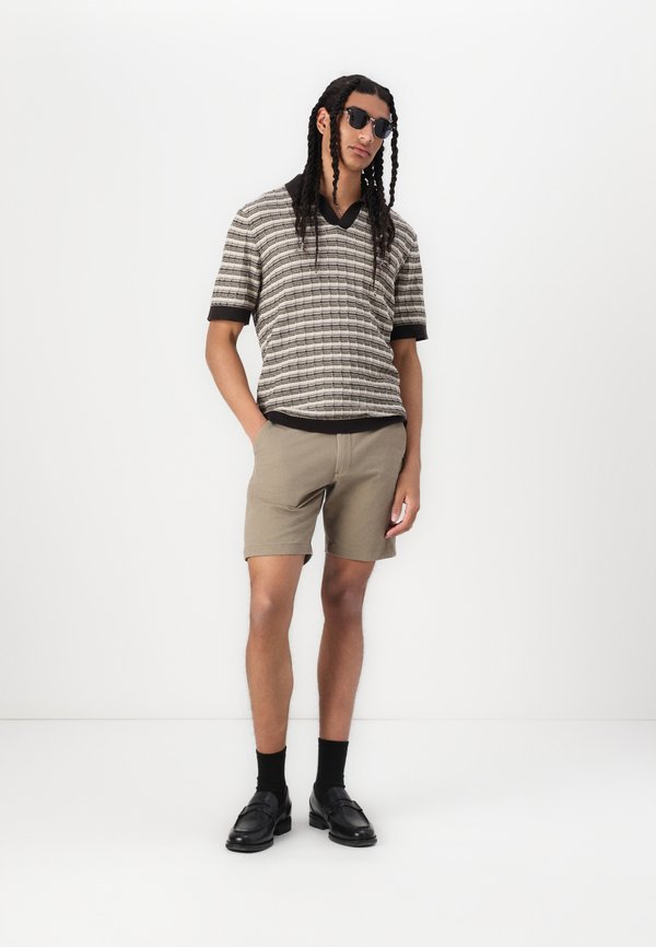 JACKSON STRUCTURE SPLIT NECK - Polo shirt - rain drum3
