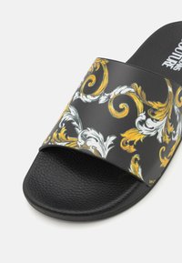 Thumbnail Image 6