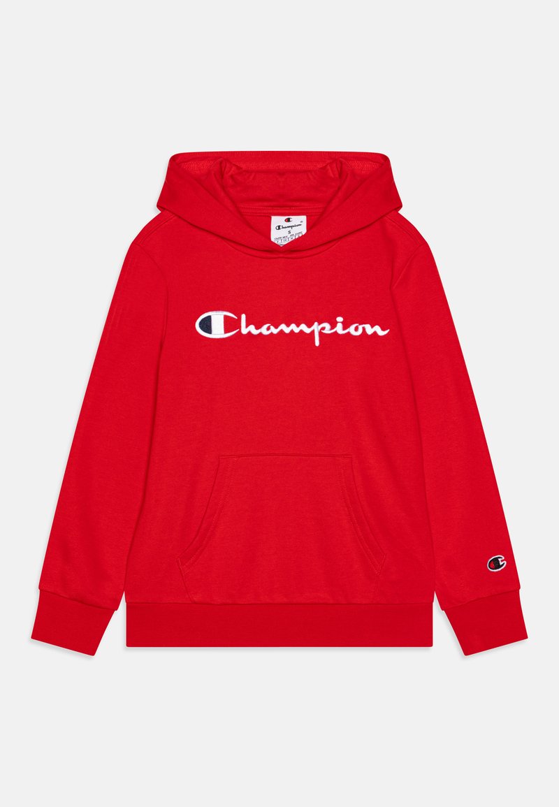 Sarkanais kokvilnas džemperis ar kangaro kabatu, ar baltu izšūtu "Champion" logotipu priekšā un logotipa uzlīmi uz piedurknes.