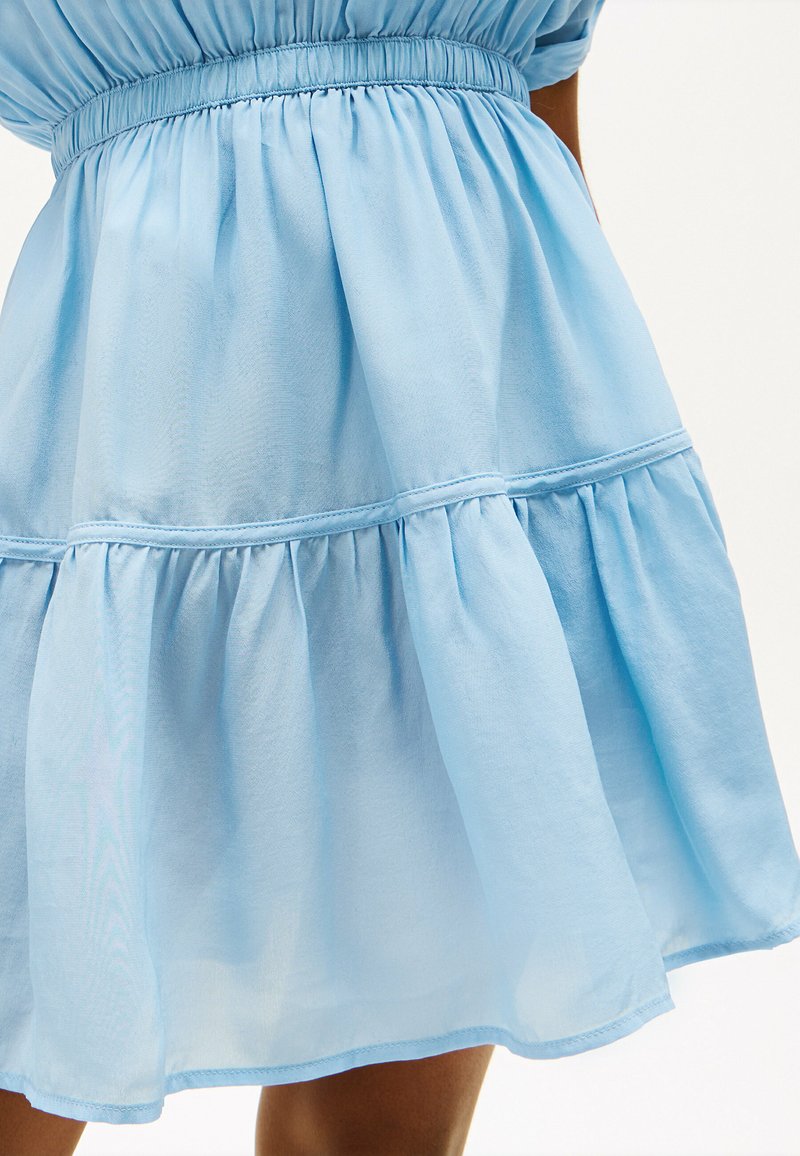 Tommy Hilfiger SHORT SLEEVE TIERED - Shirt dress - cloudy blue/blue -  Zalando