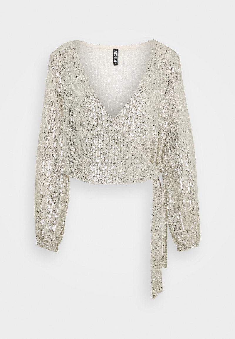 Haut portefeuille à manches longues en sequins argentés avec un décolleté en V profond et un détail lien à la taille, doté de poignets élastiqués et d'une coupe raccourcie.