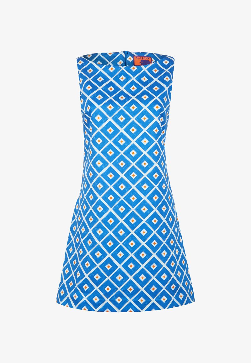 Blaues ärmelloses Kleid mit einem geometrischen Diamantmuster in Weiß und Orange, gefertigt aus leichtem Stoff mit einem taillierten Oberteil und einem weit auslaufenden Rock.