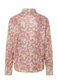 Bluză florală cu paiete, cu mâneci lungi, având paiete multicolore în nuanțe de portocaliu, roz și verde pe un material texturat, plisat.