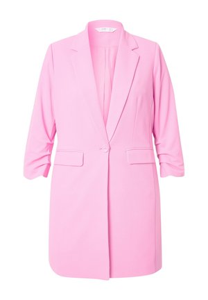 Blazer rosa con un design sartorial, caratterizzato da una chiusura con un solo bottone, due tasche frontali e maniche a tre quarti. Tessuto dalla texture liscia.
